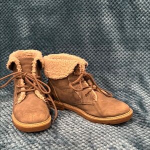 Sonoma Gray and Cream Combat Boots with Lace-Up Design